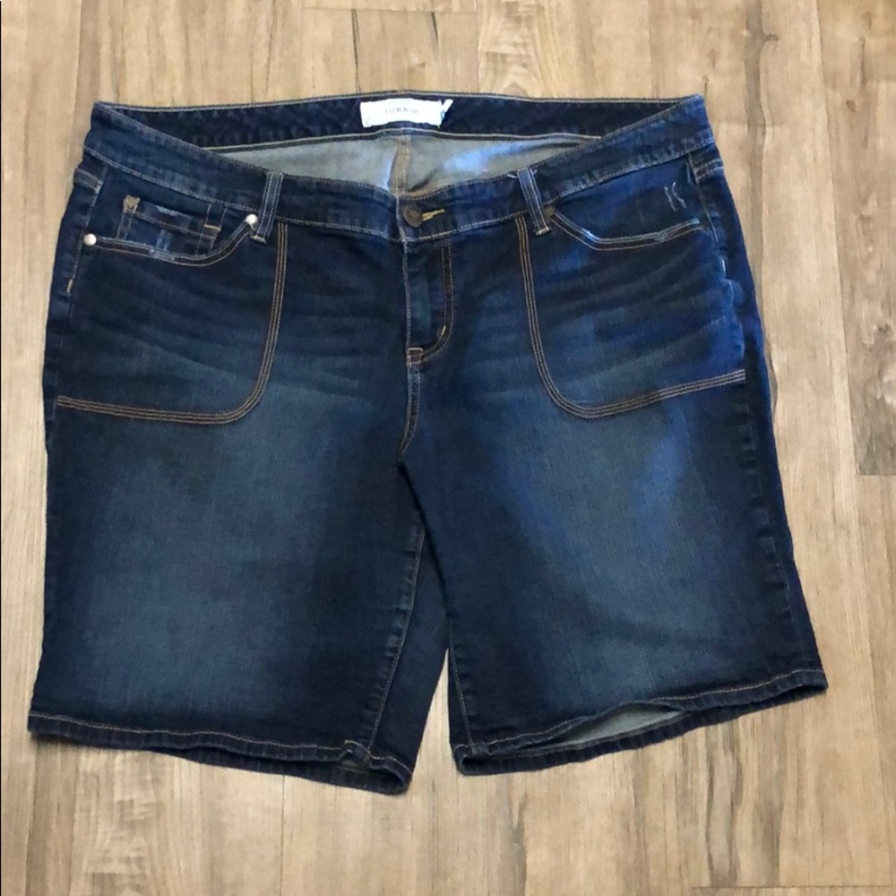 Torrid Jean shorts size 20